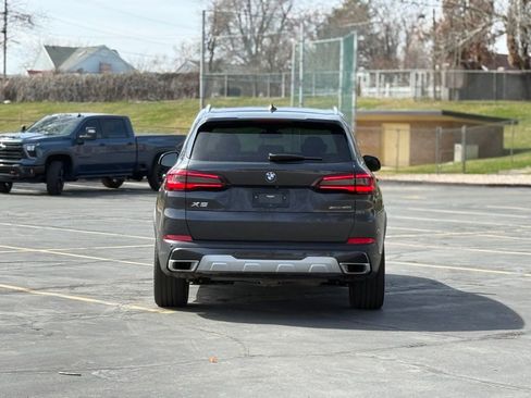 Used 2023 BMW X5 xDrive40i w/ Premium Package image 6