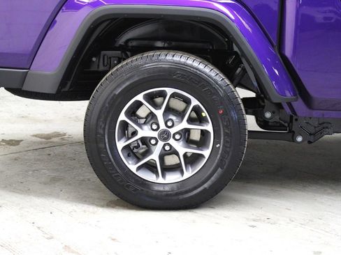 New 2026 Jeep Gladiator Sport image 32