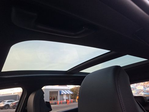 Used 2025 Kia Sportage X-Line Prestige image 17