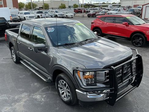 Used 2022 Ford F150 Lariat w/ Equipment Group 501A Mid image 4