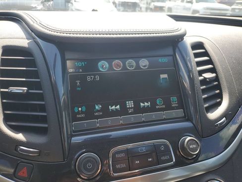 Used 2019 Chevrolet Impala LT w/ LT Convenience Package FWD image 19