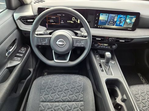 New 2026 Nissan Kicks SV FWD image 11
