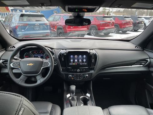 Certified 2024 Chevrolet Traverse LT image 12