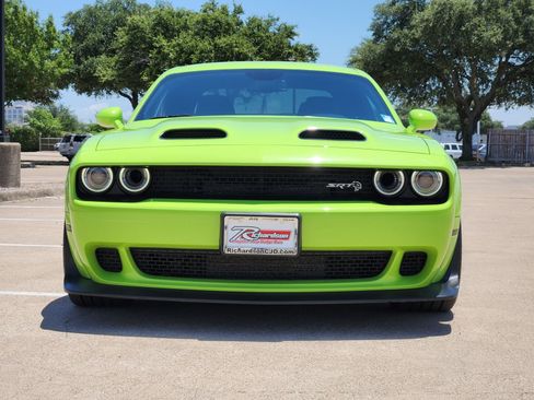 Used 2023 Dodge Challenger SRT Hellcat RWD image 7