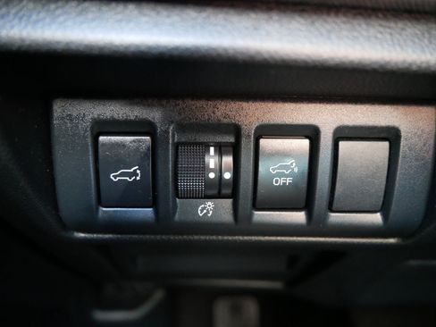 Used 2025 Subaru Outback Premium AWD/4WD image 26
