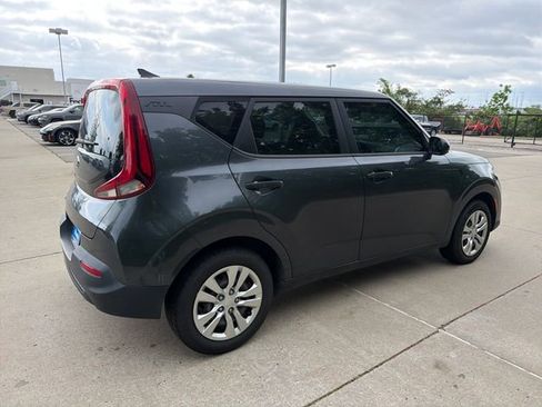 Used 2021 Kia Soul LX image 5
