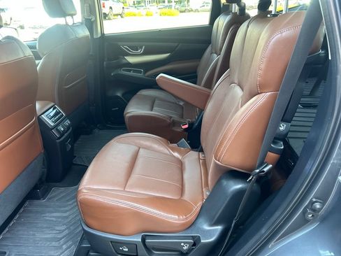 Used 2020 Subaru Ascent Touring w/ Popular Package #3 AWD/4WD image 27