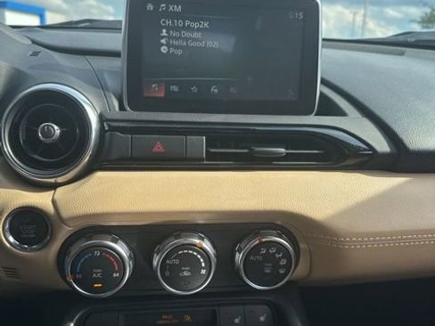 Used 2017 MAZDA MX-5 Miata Grand Touring RWD image 2