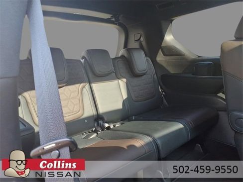 Certified 2025 Nissan Armada Platinum Reserve image 12