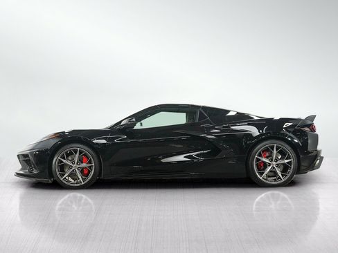 Used 2021 Chevrolet Corvette Stingray Preferred Conv w/ Z51 Performance Package RWD image 2