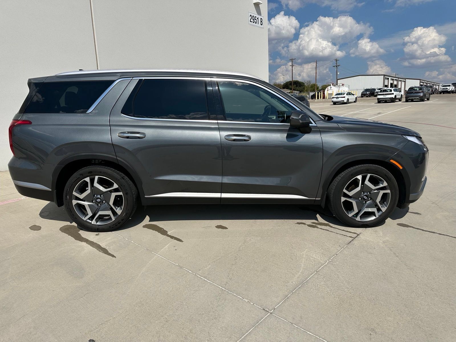 Used 2025 Hyundai Palisade SEL AWD/4WD image 8