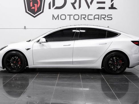 Used 2020 Tesla Model 3 Standard Range Plus image 12