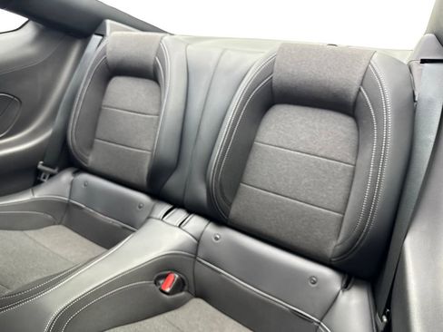 Used 2025 Ford Mustang Coupe image 33