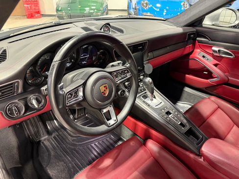 Used 2019 Porsche 911 Carrera 4 GTS AWD/4WD image 37