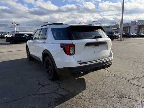 Used 2021 Ford Explorer ST w/ Equipment Group 401A image 7