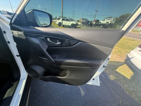Used 2017 Nissan Rogue SL w/ SL Premium Package AWD/4WD image 22