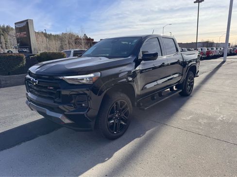 Used 2024 Chevrolet Colorado Z71 w/ Z71 Convenience Package 2 image 1