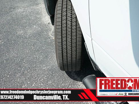 New 2025 RAM 2500 Tradesman image 40