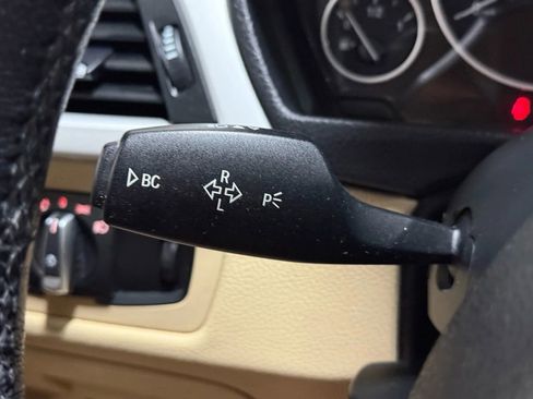 Used 2013 BMW 328i xDrive Sedan image 25