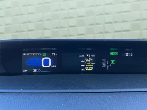 Used 2019 Toyota Prius LE FWD image 23