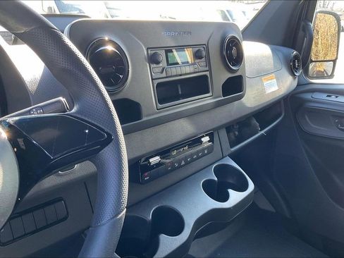 New 2025 Mercedes-Benz Sprinter 3500 image 6