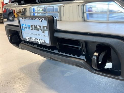 Used 2022 GMC Sierra 2500 SLE w/ SLE Value Package; image 34