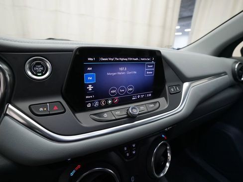 Used 2021 Chevrolet Blazer LT image 6