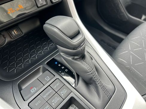 New 2025 Toyota RAV4 XLE image 16