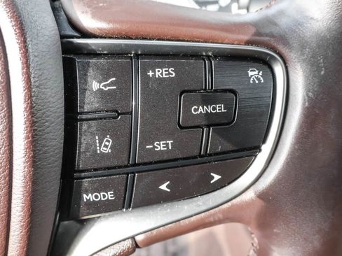 Used 2020 Lexus ES 300h w/ Luxury Package image 21