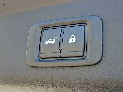 New 2026 Mitsubishi Outlander SE image 12