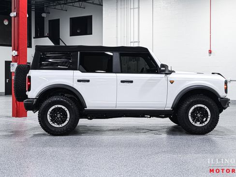 Used 2022 Ford Bronco Badlands AWD/4WD image 7