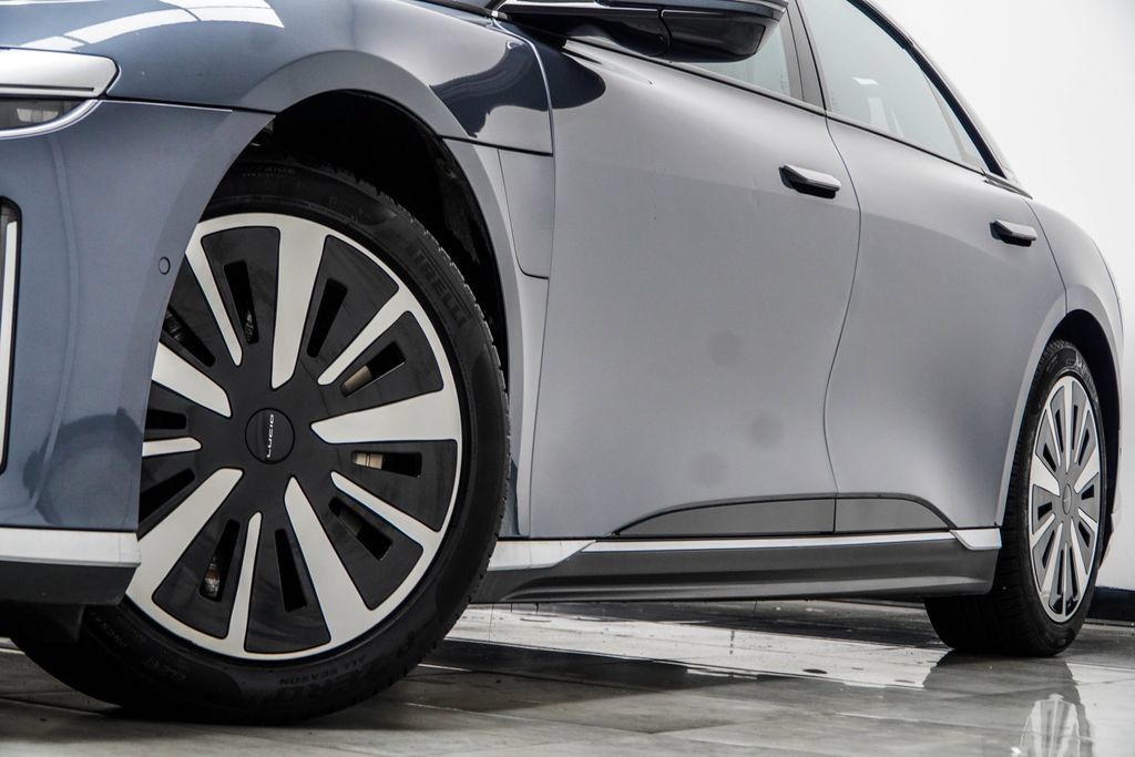 Used 2024 Lucid Air Touring AWD/4WD image 4