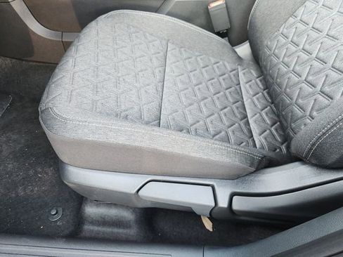 New 2026 Nissan Kicks SV image 18