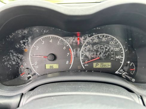 Used 2013 Toyota Corolla L FWD image 17
