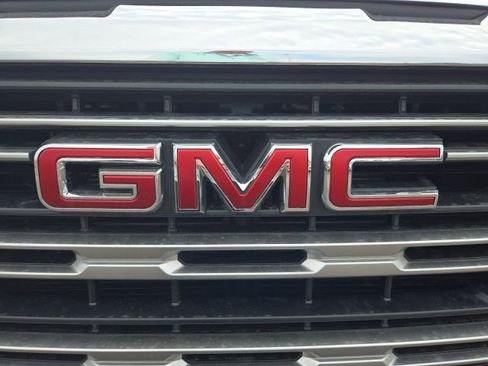 Used 2026 GMC Sierra 1500 SLE w/ Preferred Package image 18