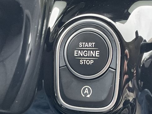 Certified 2022 Mercedes-Benz GLA 250 image 27