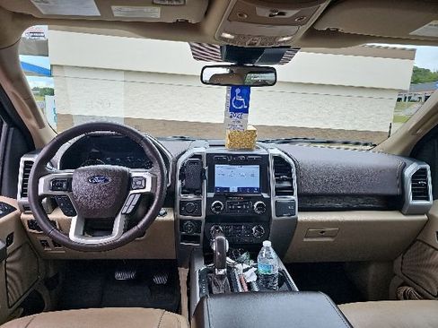 Used 2020 Ford F150 Lariat w/ Equipment Group 502A Luxury AWD/4WD image 16