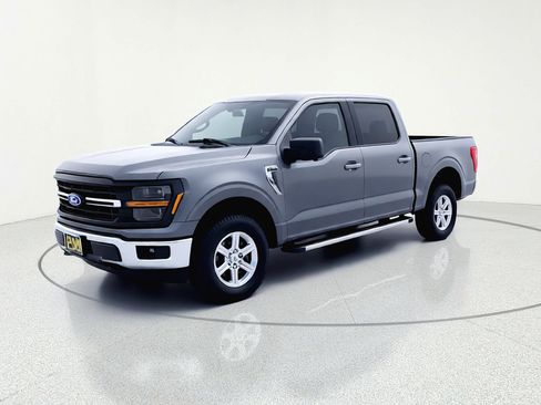 Used 2024 Ford F150 XLT AWD/4WD image 3