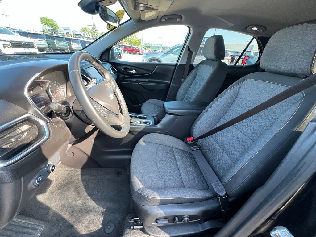 Used 2024 Chevrolet Equinox LT AWD/4WD image 19