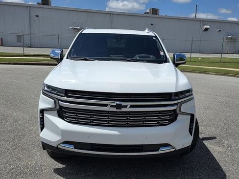 Used 2021 Chevrolet Tahoe Premier AWD/4WD image 2