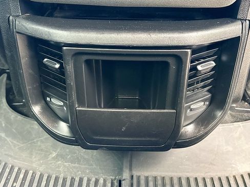 Used 2022 RAM 1500 Big Horn AWD/4WD image 28