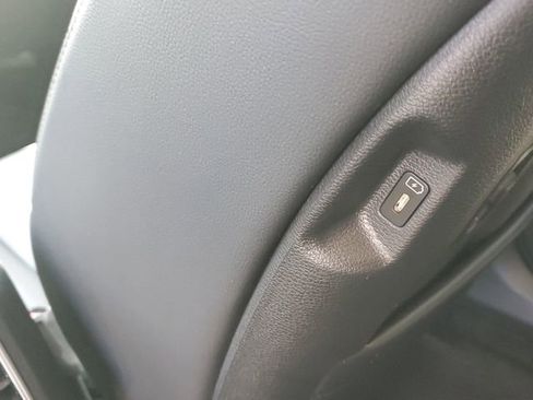 Certified 2025 Kia Sportage EX image 10