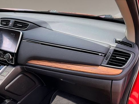 Used 2018 Honda CR-V Touring image 16