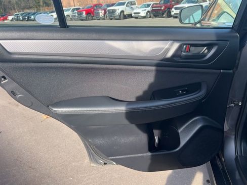 Used 2019 Subaru Legacy 2.5i w/ Alloy Wheel Package image 15