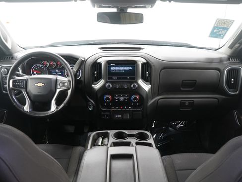 Used 2019 Chevrolet Silverado 1500 LT image 16