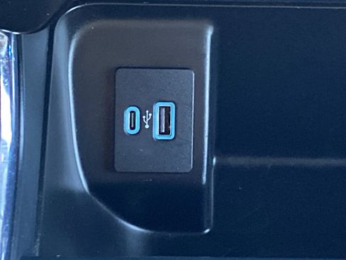 Used 2024 Ford F150 XLT w/ Mobile Office Package image 24