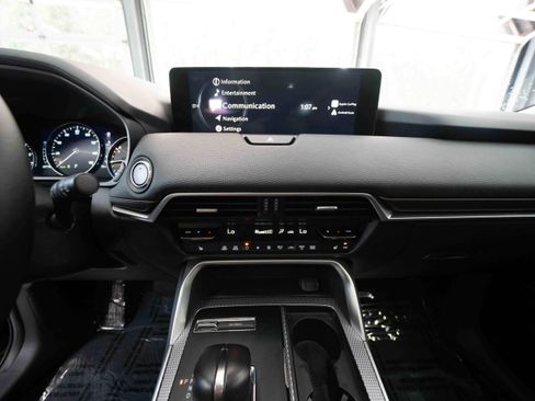 Used 2025 MAZDA CX-90 3.3 Turbo w/ Preferred Package AWD/4WD image 17