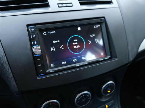 Used 2012 MAZDA MAZDA3 s Touring image 28