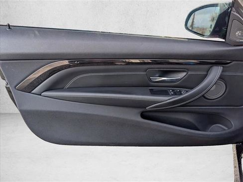 Used 2020 BMW M4 Coupe w/ Competition Package image 11