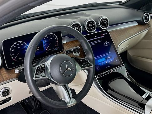 Used 2024 Mercedes-Benz C 300 Sedan image 9